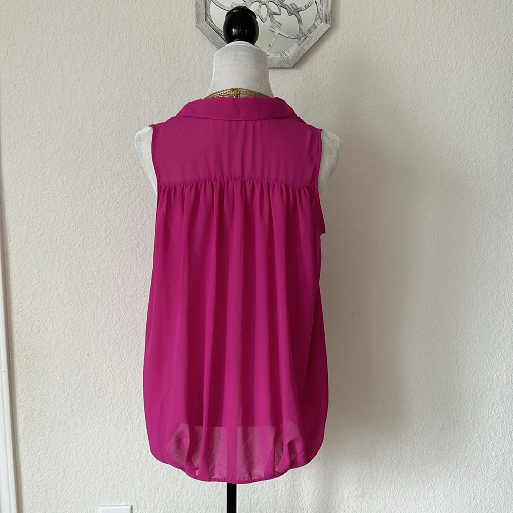 E Leigh’e Bold Collared Button Down - image 5